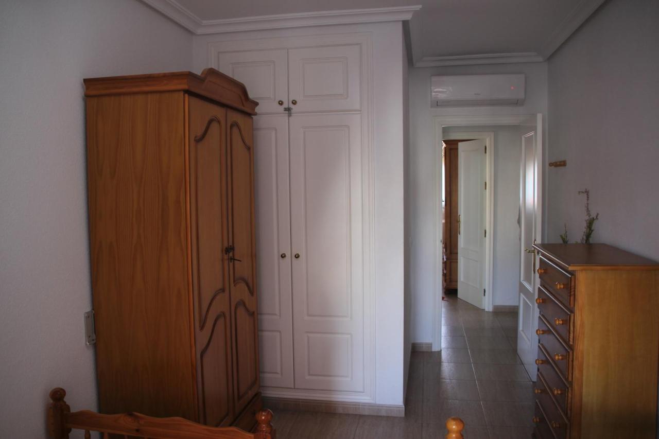 Apartamento En Primera Linea De Playa, Con Vistas A La Playa Y Con Wifi โรเกตัสเดมาร์ ภายนอก รูปภาพ